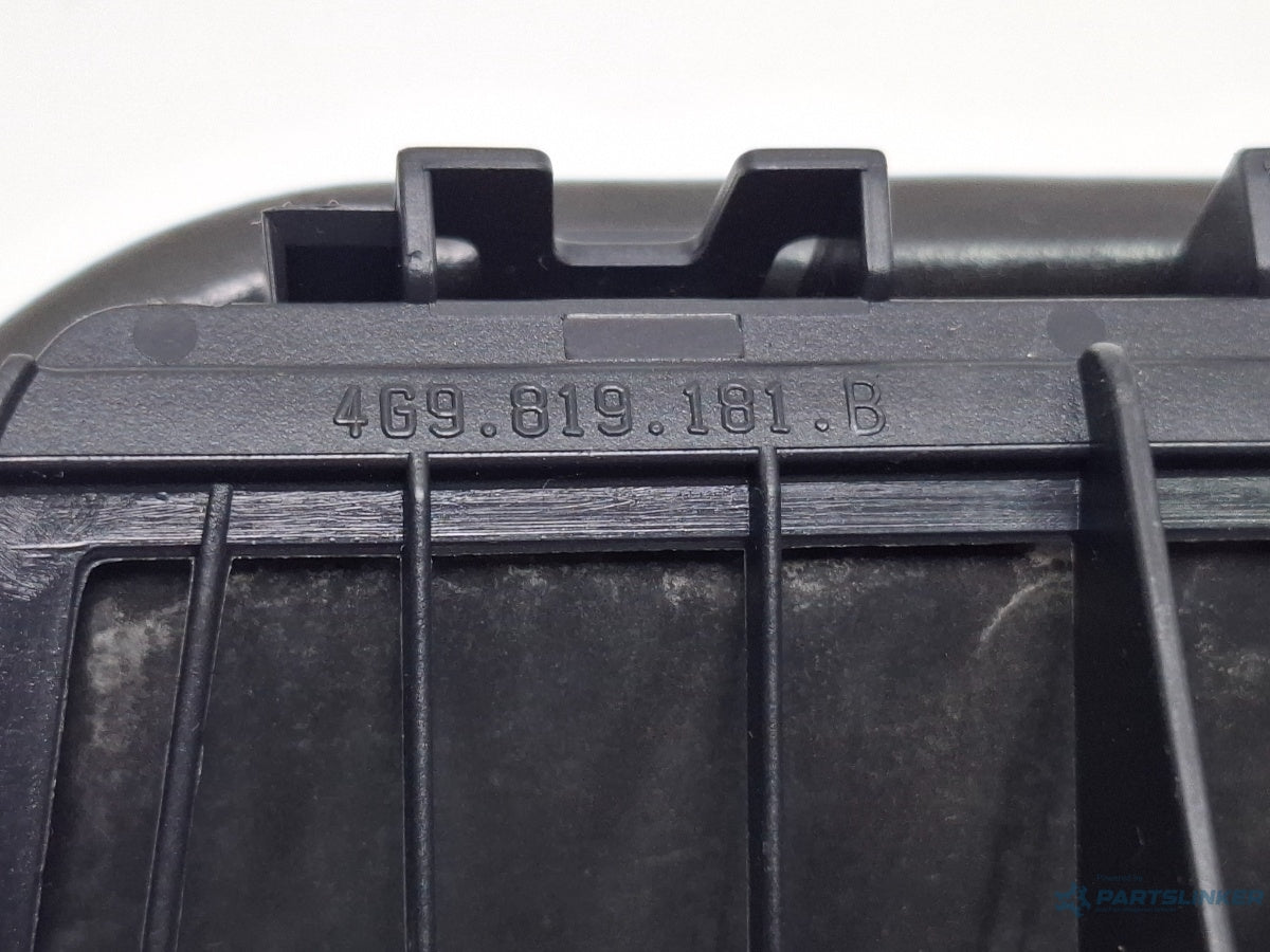 Grila ventilatie aripi spate AUDI A3 Sportback 8VA, 8VF 2012 - > TDI CLHA 4G9819181B