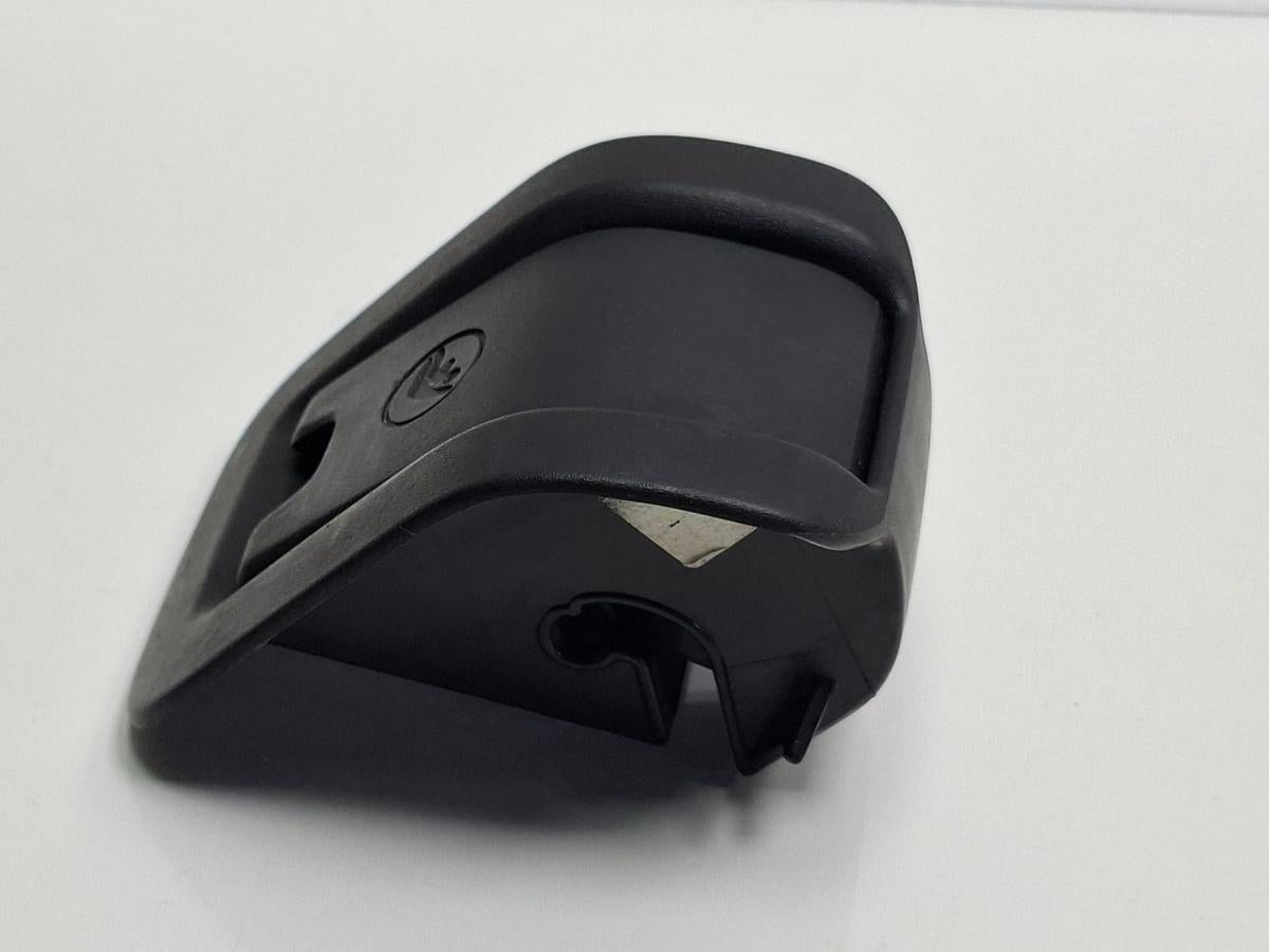 Capace ISOFIX AUDI A3 Sportback 8VA, 8VF 2012 - > TDI CLHA 8V0887233A
