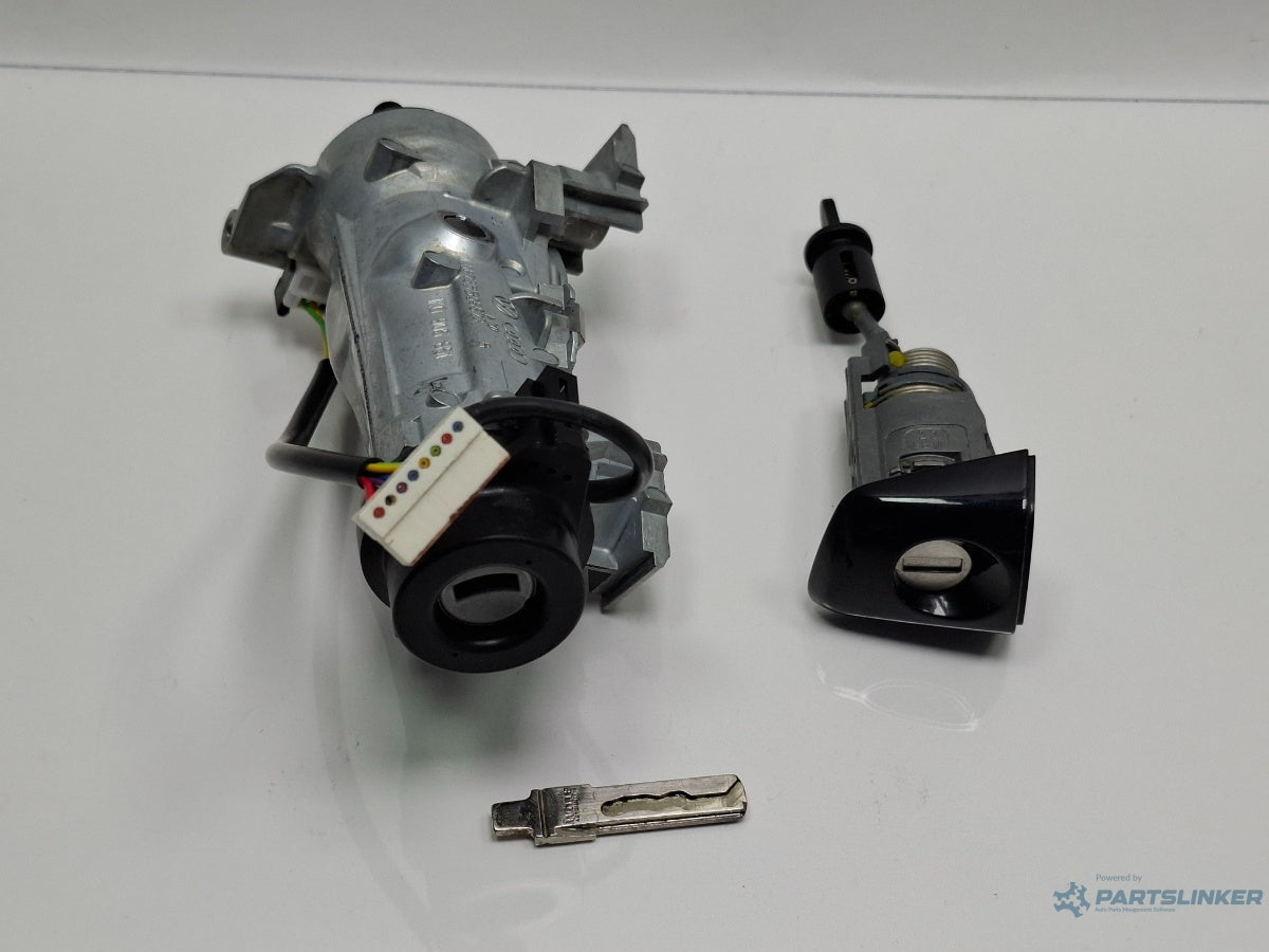 Contact cu cheie si butuc AUDI A3 Sportback 8VA, 8VF 2012 - 2018 1K0905851 , 8V1837167