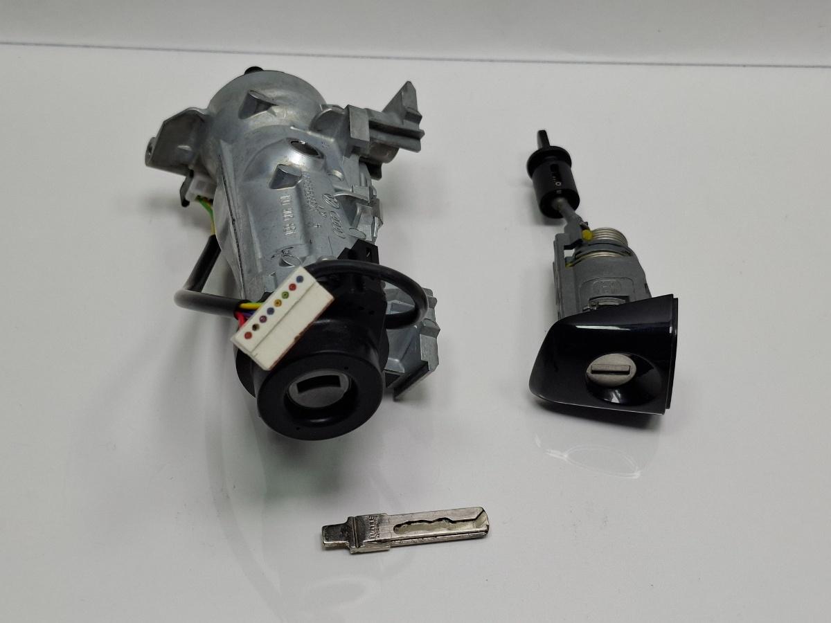 Contact cu cheie si butuc AUDI A3 Sportback 8VA, 8VF 2012 - 2018 1K0905851 , 8V1837167