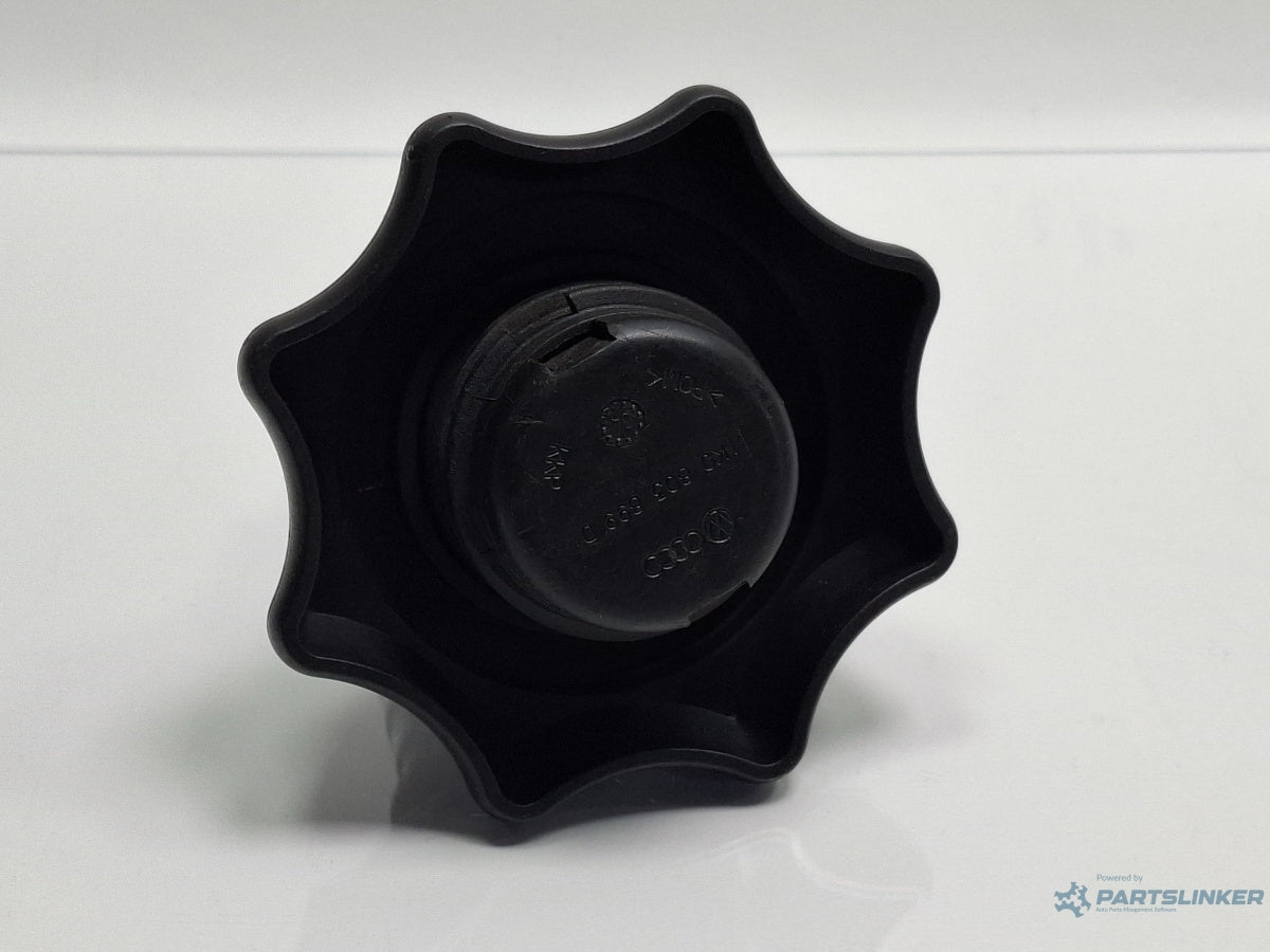 Surub fixare roata de rezerva AUDI A3 Sportback 8VA, 8VF 2012 - > TDI CLHA 1K0803899D