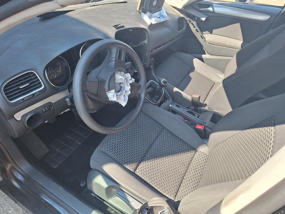 Dezmembrez VOLKSWAGEN GOLF VI 5K1 2009 2.0 TDI CBDC 81KW|110HP