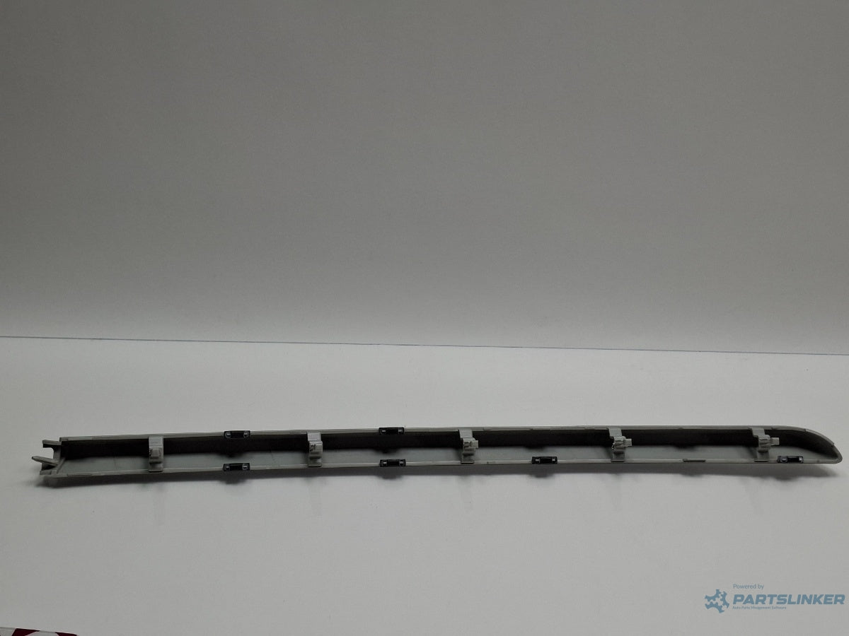 Ornament bord dreapta AUDI A3 Sportback 8VA, 8VF 2012 - > TDI CLHA 8V1853190