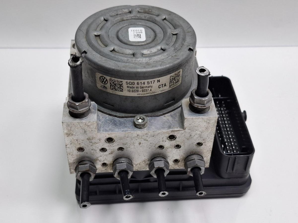 Modul unitate ABS AUDI A3 Sportback 8VA, 8VF 2012 -> TDI CLHA 5Q0614517N , 5Q0907379P
