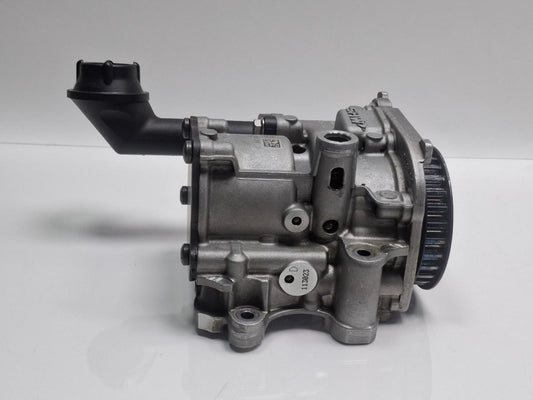 Pompa ulei AUDI A3 Sportback 8VA, 8VF 2012 - > TDI CLHA 04L145208D , 04L145305