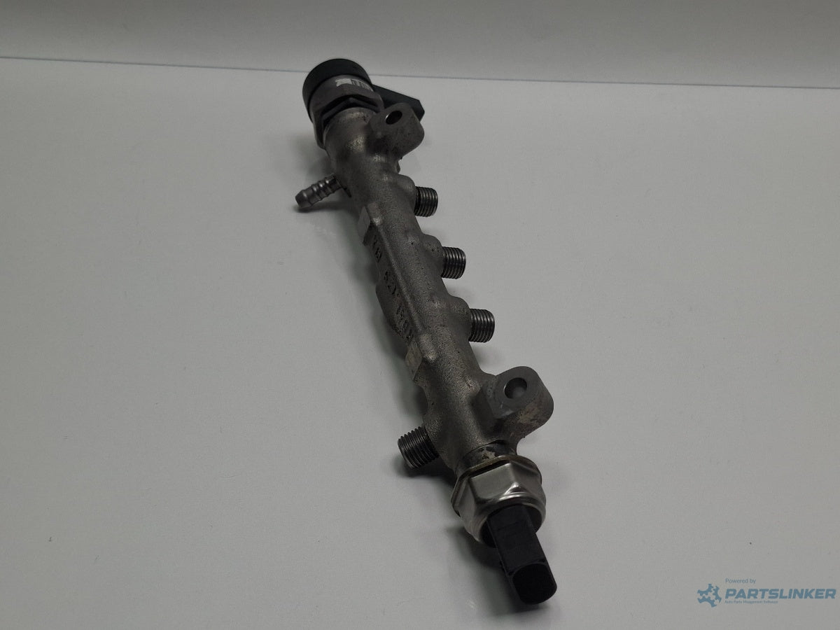 Rampa injectoare AUDI A3 Sportback 8VA, 8VF 2012 - > TDI CLHA 04L089B