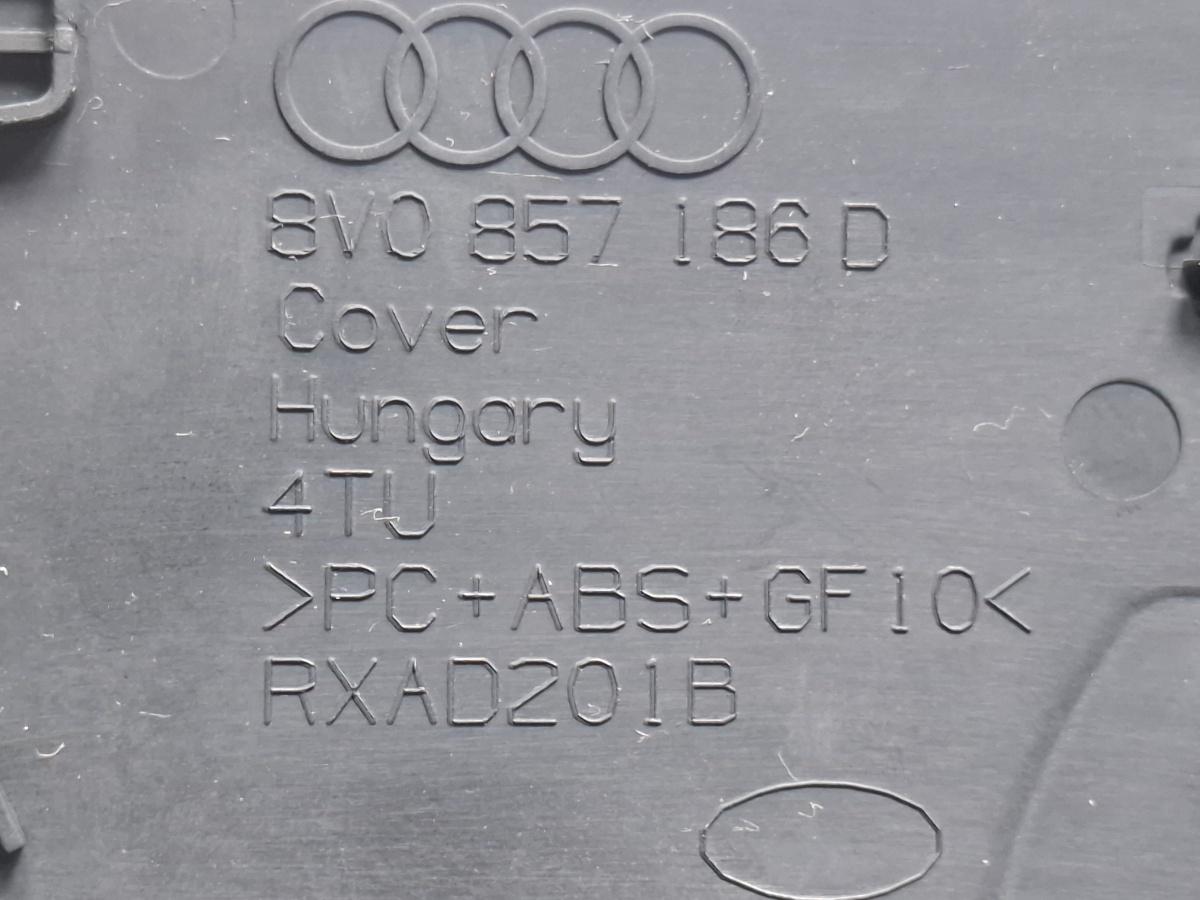 Ornament multimedia AUDI A3 Sportback 8VA, 8VF 2012 - > TDI CLHA 8V0857186D