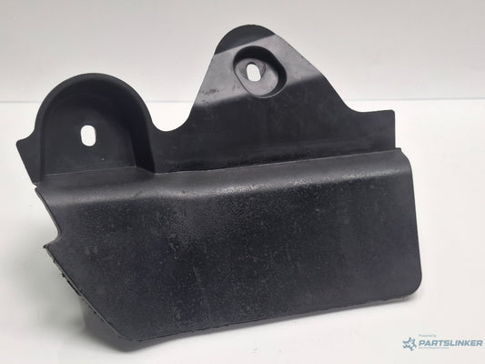Aparator noroi stanga spate AUDI A3 Sportback 8VA, 8VF 2012 - > TDI CLHA 8V0853833
