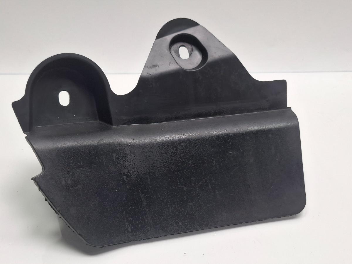 Aparator noroi stanga spate AUDI A3 Sportback 8VA, 8VF 2012 - > TDI CLHA 8V0853833