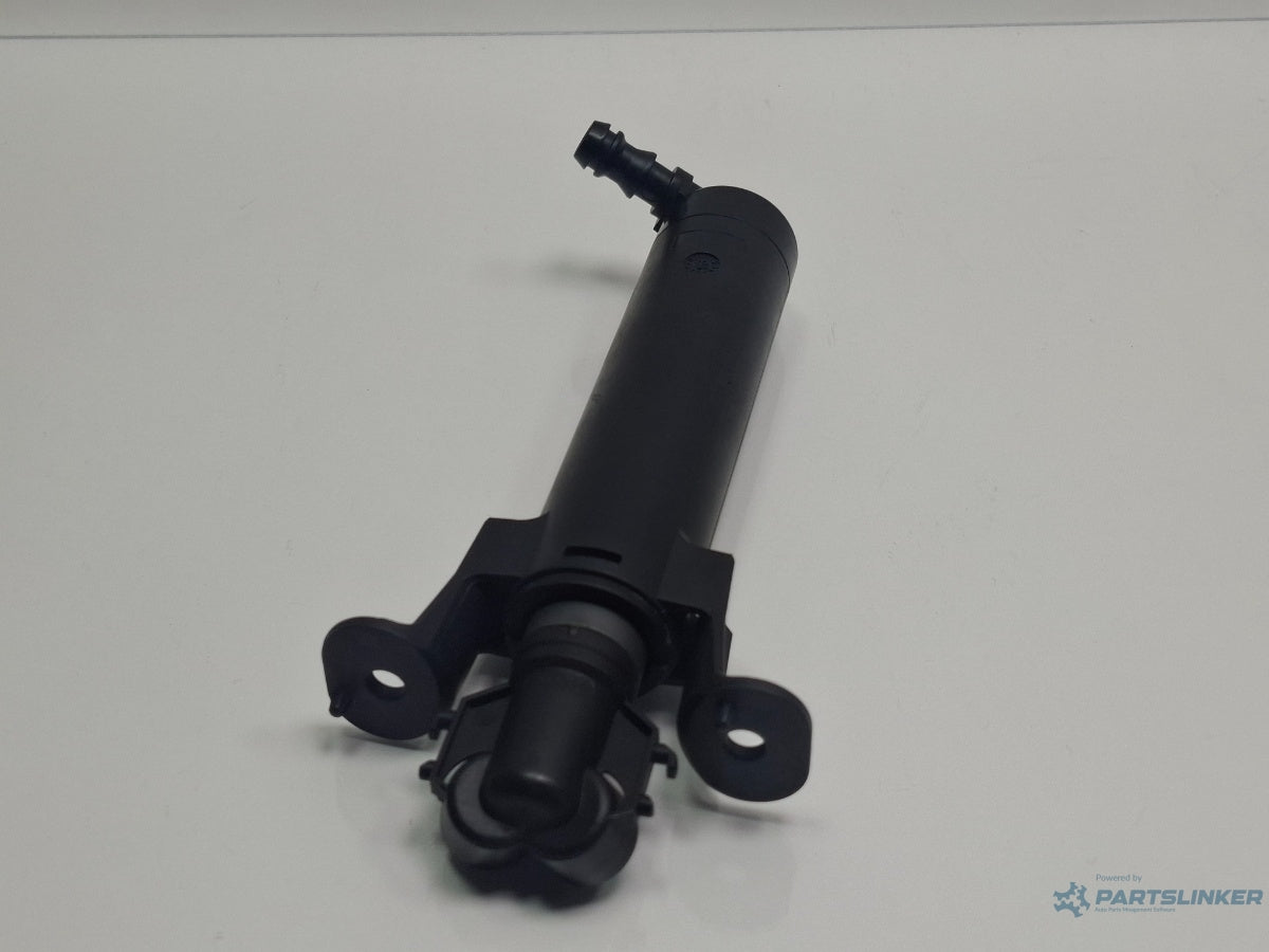 Spalator far dreapta AUDI A3 Sportback 8VA, 8VF 2012 - > TDI CLHA 8V0955102