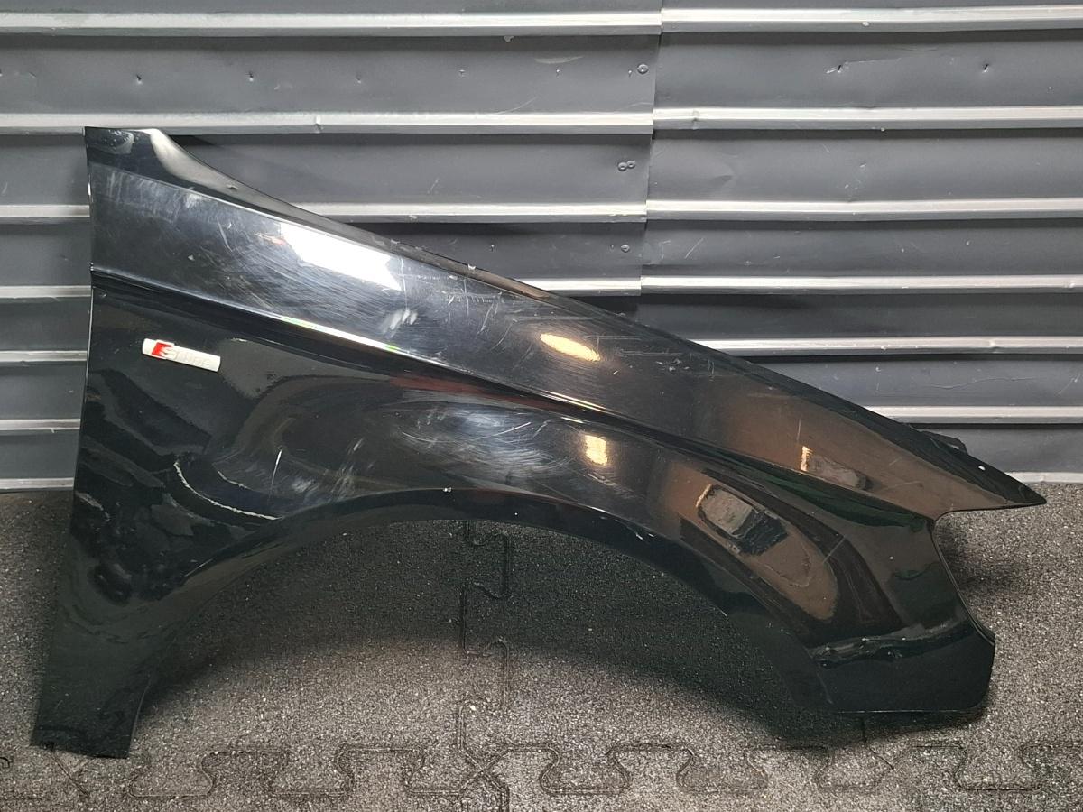 Aripa fata dreapta AUDI A3 Sportback 8VA, 8VF 2012 - 2018 , negru LY9B ,  8V0821106G
