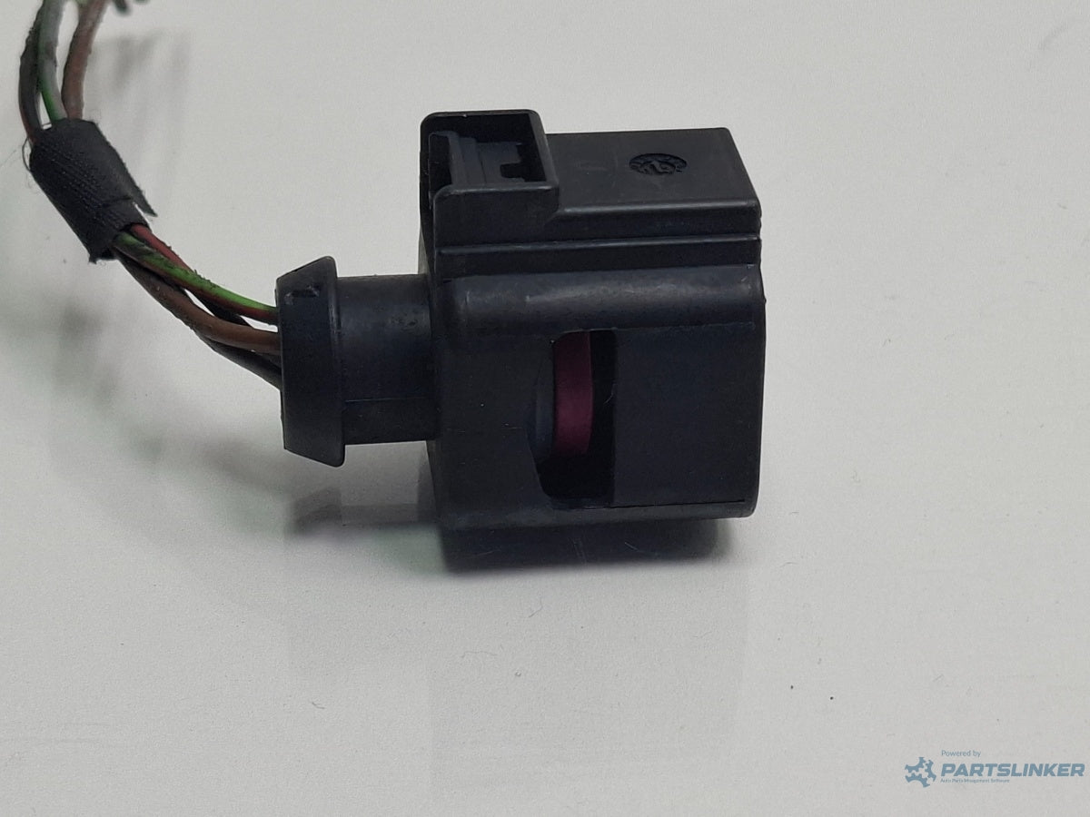 Mufa conector 4 pini AUDI A3 Sportback 8VA, 8VF 2012 - > TDI CLHA 4H0973712