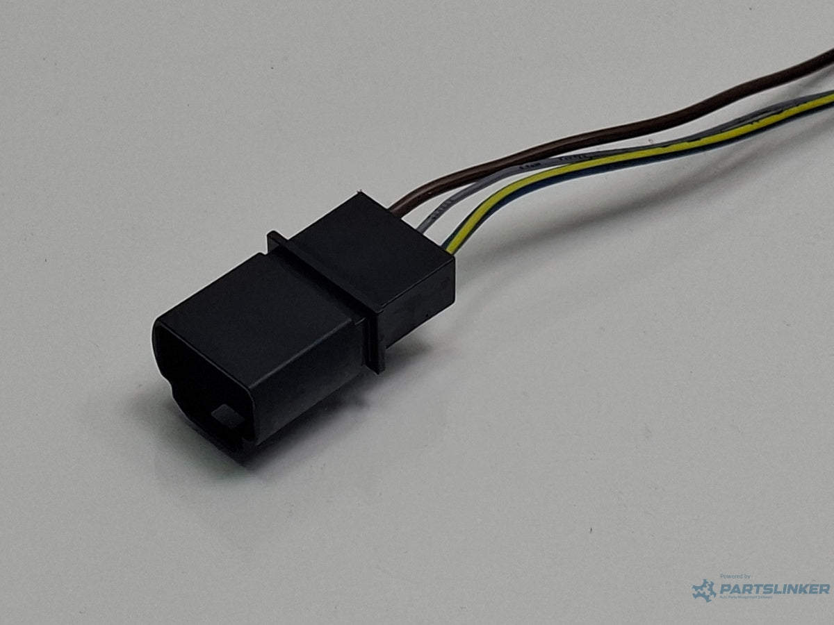 Mufa conector 3 pini AUDI A3 Sportback 8VA, 8VF 2012 - > TDI CLHA 4G0919321A