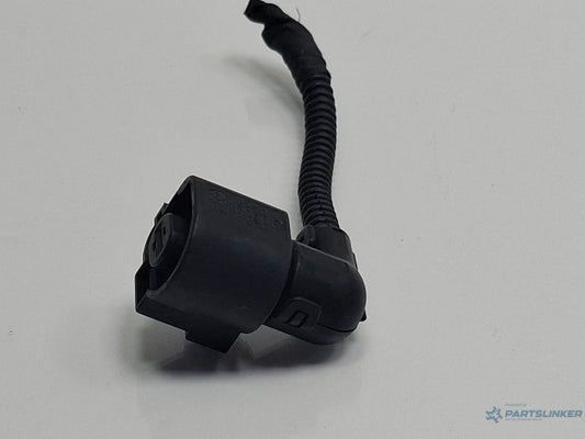 Mufa conector 1 pin AUDI A3 Sportback 8VA, 8VF 2012 - > TDI CLHA 1K0973751