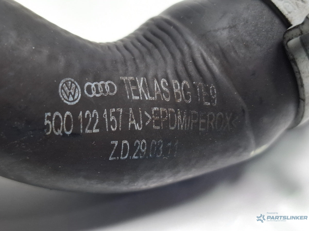 Furtun apa cu flansa AUDI A3 Sportback 8VA, 8VF 2012 - > TDI CLHA 5Q0122157AJ