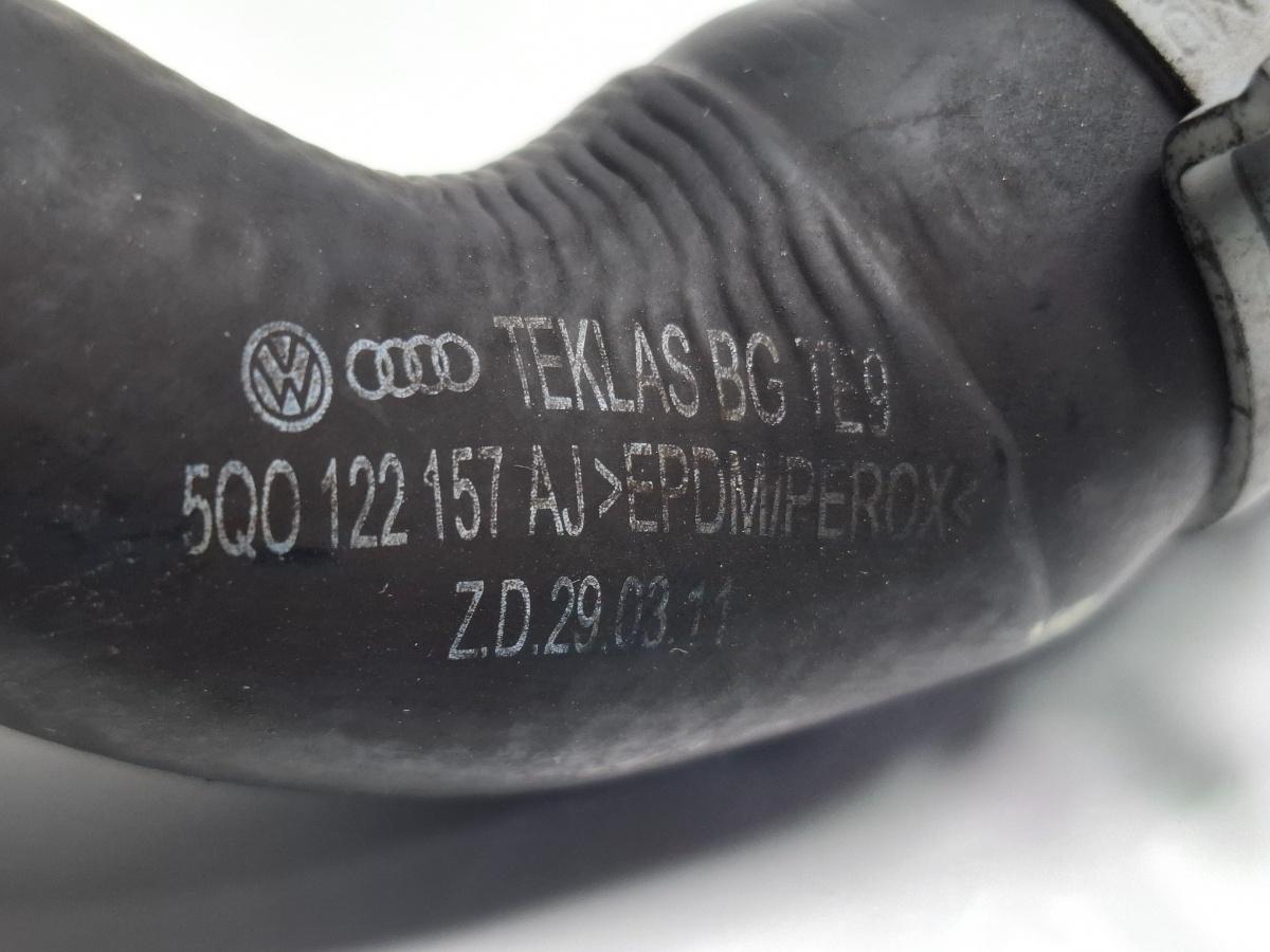 Furtun apa cu flansa AUDI A3 Sportback 8VA, 8VF 2012 - > TDI CLHA 5Q0122157AJ
