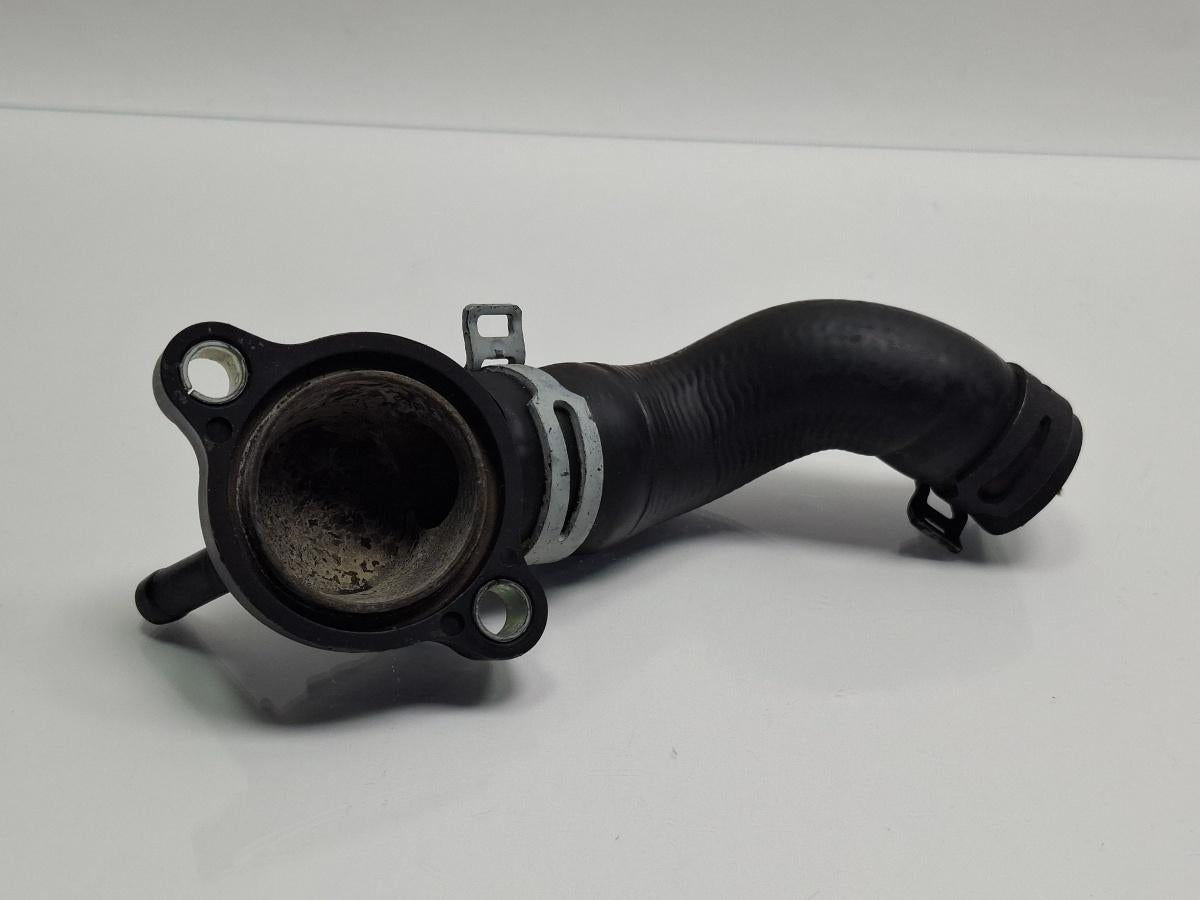 Furtun apa cu flansa AUDI A3 Sportback 8VA, 8VF 2012 - > TDI CLHA 5Q0122157AJ