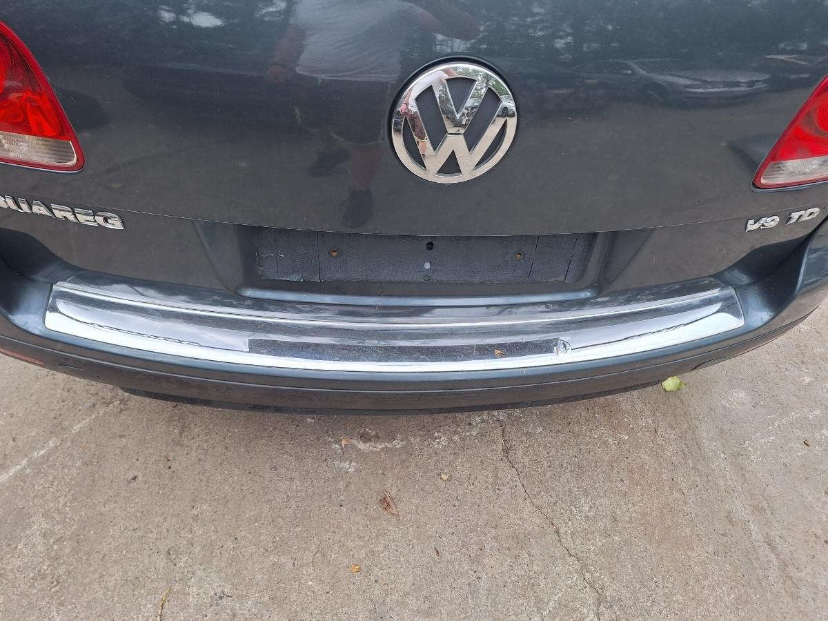 Bara spate completa cu gauri de senzori VOLKSWAGEN TOUAREG 7LA, 7L6, 7L7 2002 - 2013 , gri LD7U