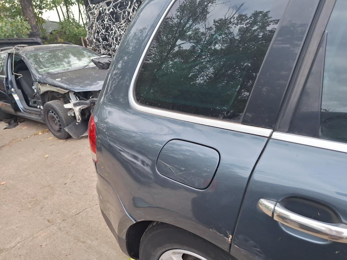 Aripa spate dreapta VOLKSWAGEN TOUAREG 7LA, 7L6, 7L7 2002 - 2013 V6 TDI BKS, CATA