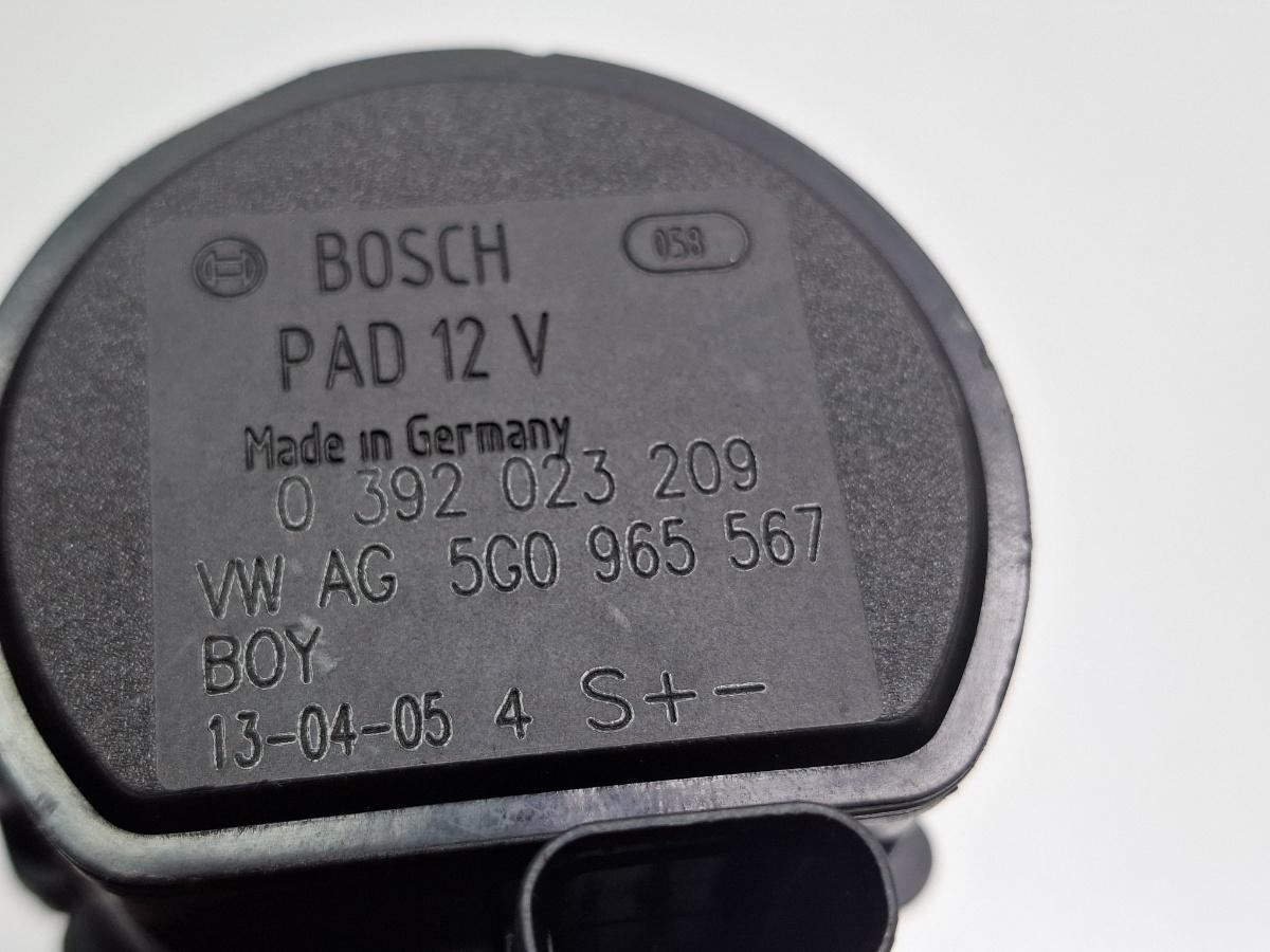 Pompa recirculare apa AUDI A3 Sportback 8VA, 8VF 2012 - > TDI CLHA BOSCH 0392023209 5G0965561 , 5G0965567