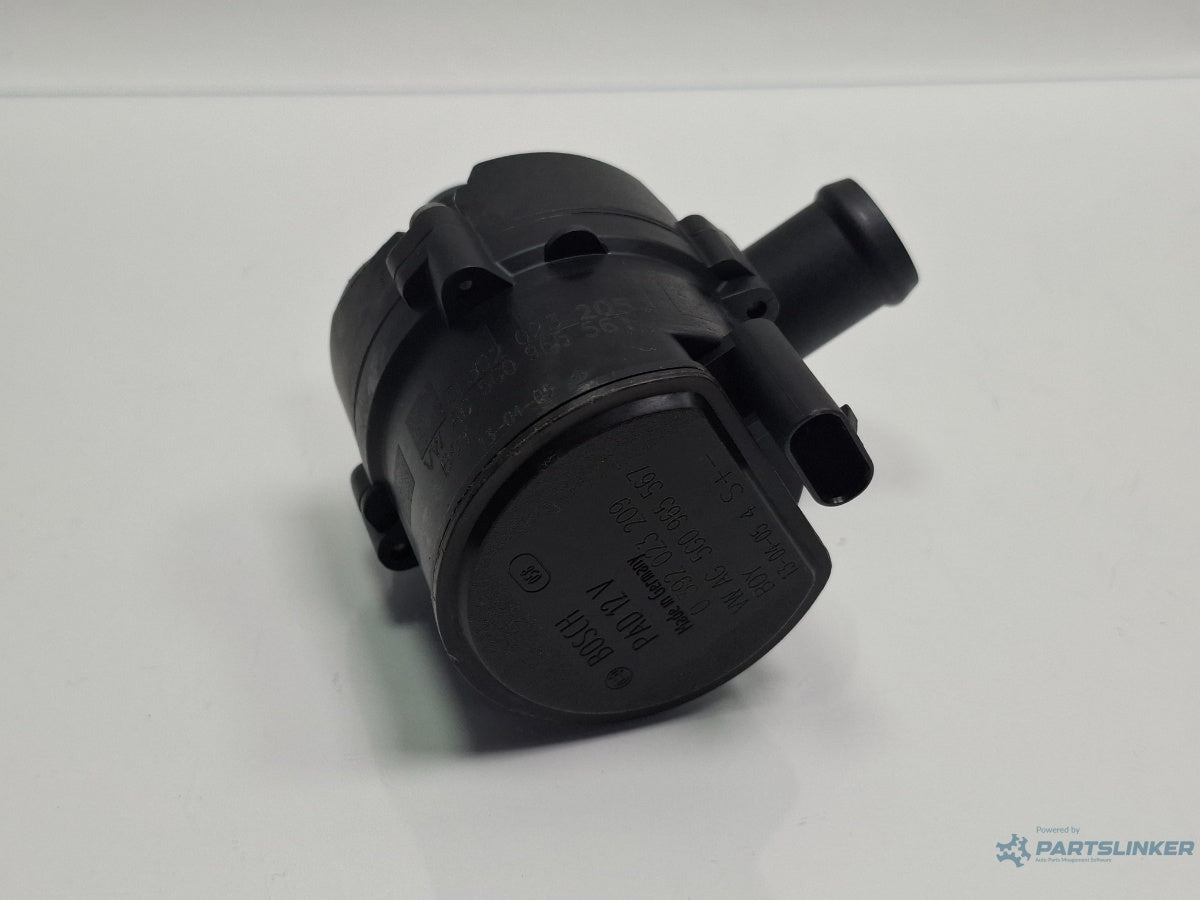 Pompa recirculare apa AUDI A3 Sportback 8VA, 8VF 2012 - > TDI CLHA BOSCH 0392023209 5G0965561 , 5G0965567