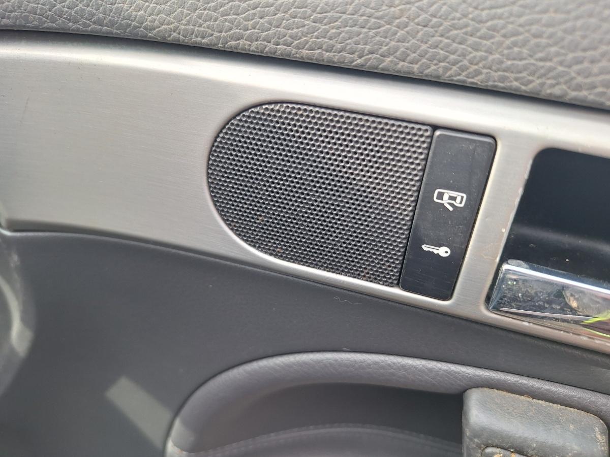 Difuzor de inalta frecventa portiera fata dreapta VOLKSWAGEN TOUAREG 7LA, 7L6, 7L7 2002 - 2013