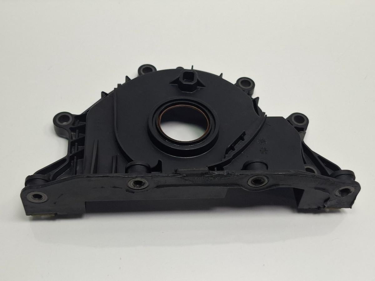 Capac vibrochen AUDI A3 Sportback 8VA, 8VF 2012 - > TDI CLHA 04L103151A