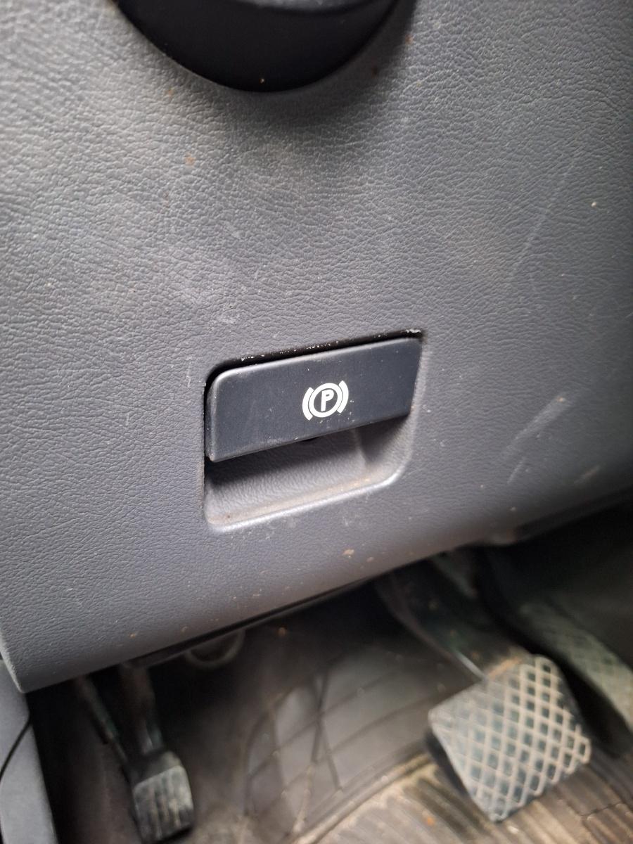 Ansamblu de suport pedala de frana VOLKSWAGEN TOUAREG 7LA, 7L6, 7L7 2002 - 2013 V6 TDI BKS, CATA 7L0721797N / 7L6711878F