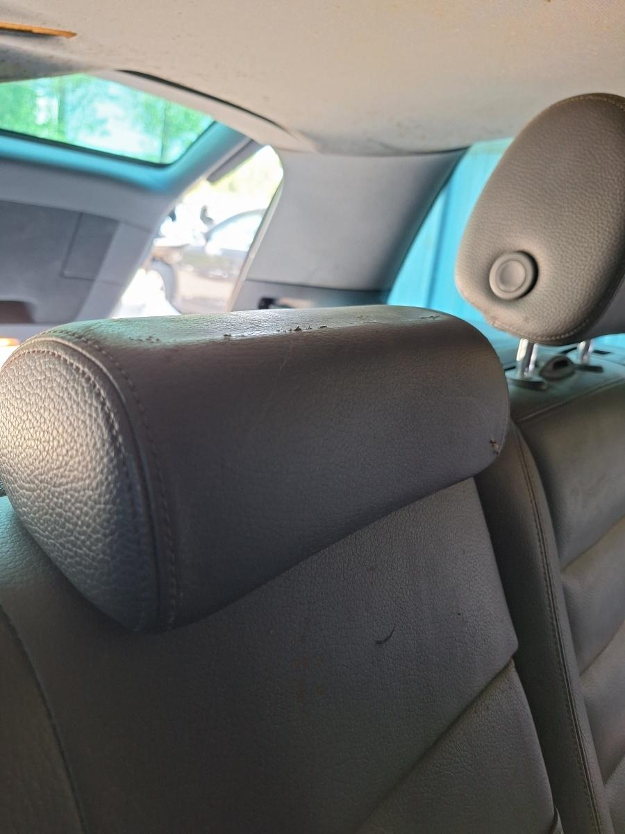 Tetiera bancheta spate centrala VOLKSWAGEN TOUAREG 7LA, 7L6, 7L7 2002 - 2013 7L6885900H