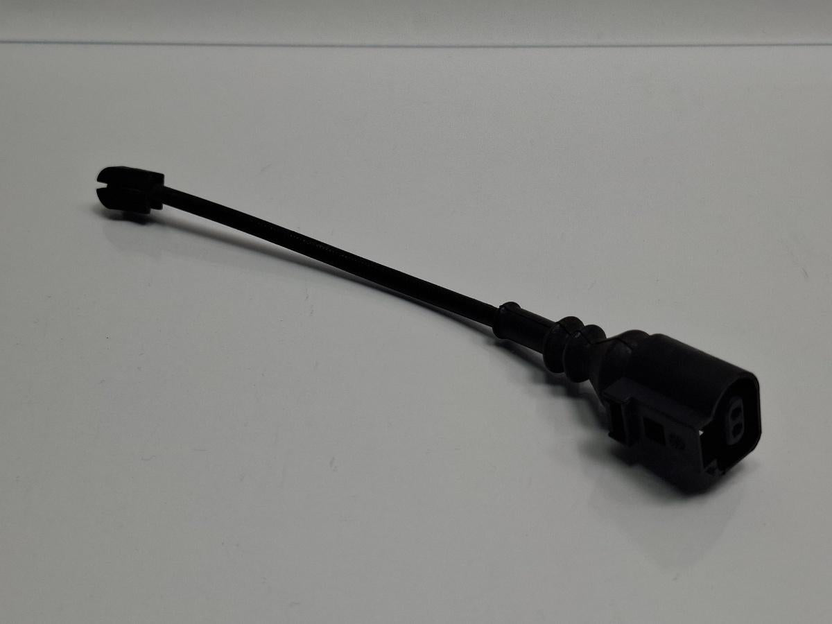 Senzor uzura placuta frana AUDI A3 Sportback 8VA, 8VF 2012 - > TDI CLHA 8V0615437