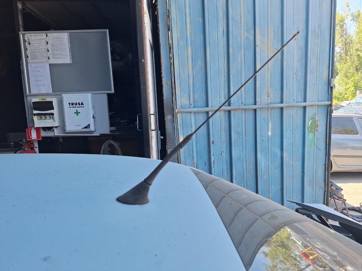 Antena radio SEAT CORDOBA III 6L2 2002 - 2009 16V BBY, BKY 1M0035507C