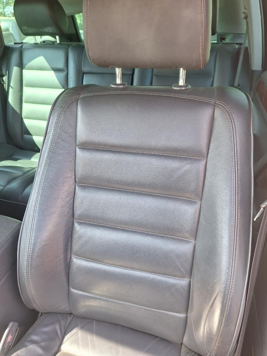 Scaun fata, sofer electric incalzit piele VOLKSWAGEN TOUAREG 7LA, 7L6, 7L7 2002 - 2013 7L6881805CE / 8E0881157K