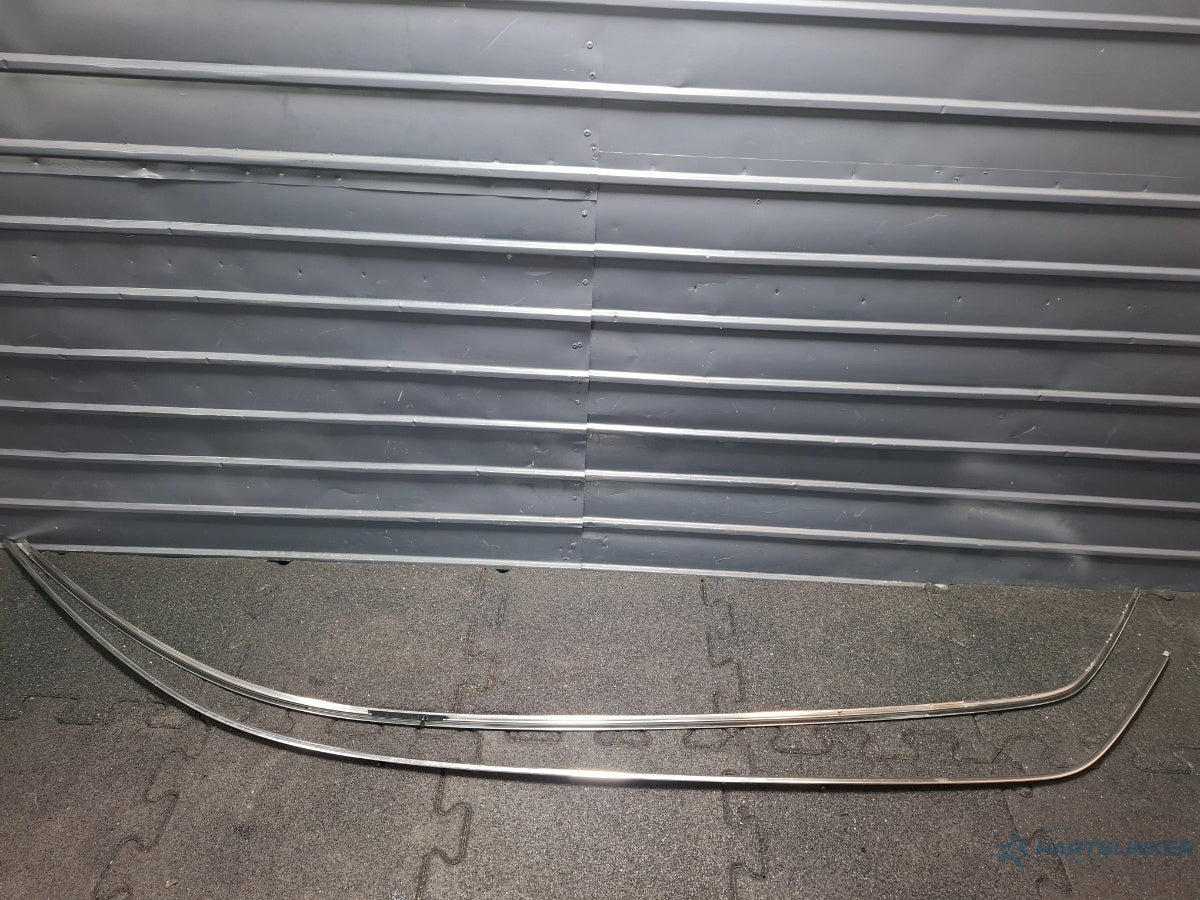 Ornamente laterale cromat superior AUDI A3 Sportback 8VA, 8VF 2012 - > TDI CLHA 8V4853703A , 8V4853704A