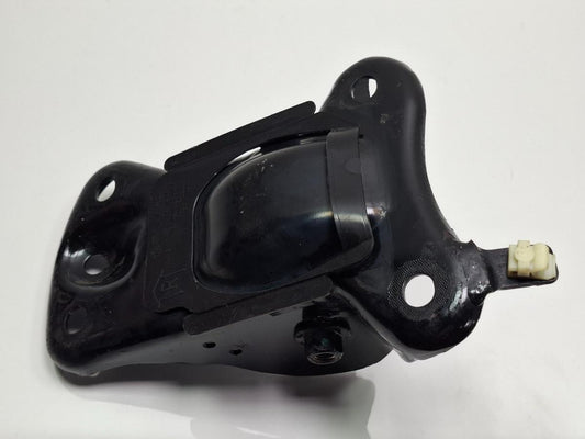 Suport punte dreapta spate AUDI A3 Sportback 8VA, 8VF 2012 - > TDI CLHA 5Q0501546C