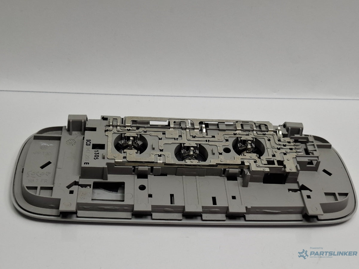 Plafoniera lumini spate VOLKSWAGEN PASSAT CC 357 2008 - 2012 TDI CBAB, CFFB 3C0947291E