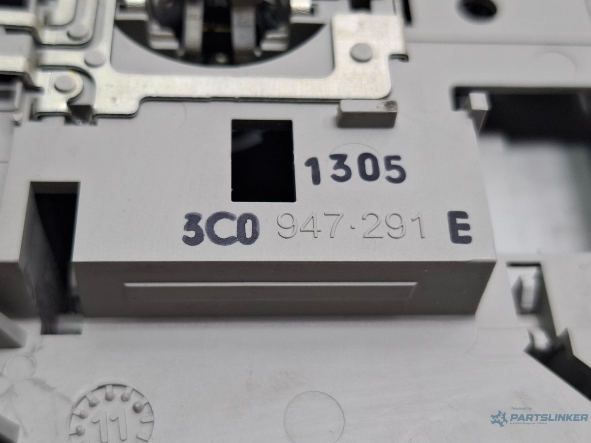 Plafoniera lumini spate VOLKSWAGEN PASSAT CC 357 2008 - 2012 TDI CBAB, CFFB 3C0947291E