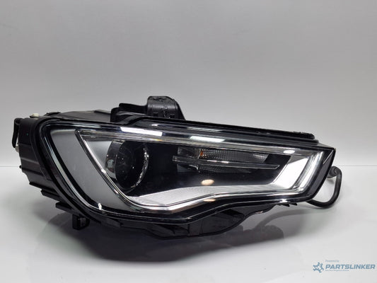 Far bi-xenon dreapta AUDI A3 Sportback 8VA, 8VF 2012 - > TDI CLHA 8V0941006