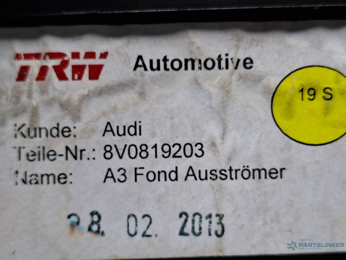 Grila ventilatie spate AUDI A3 Sportback 8VA, 8VF 2012 - > TDI CLHA 8V0819203