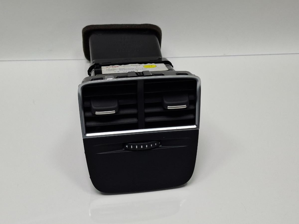 Grila ventilatie spate AUDI A3 Sportback 8VA, 8VF 2012 - > TDI CLHA 8V0819203