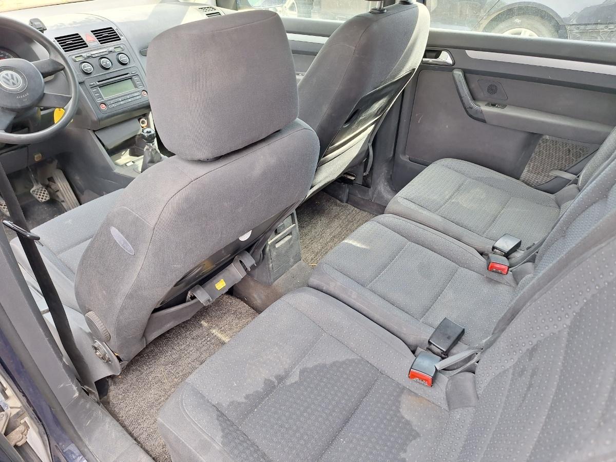 Dezmembrez VOLKSWAGEN TOURAN 1T1, 1T2 2005 1.9 TDI BKC 77KW|105HP