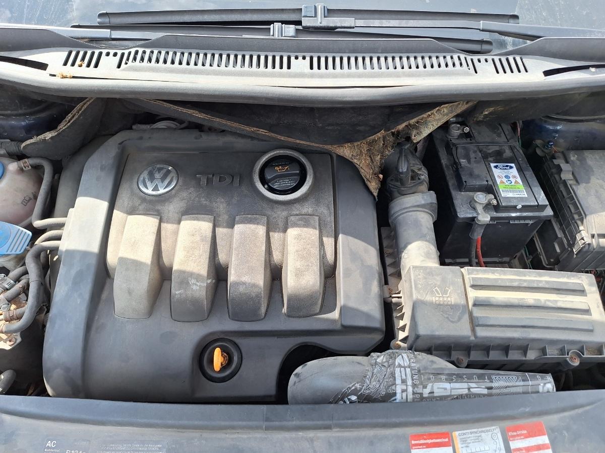 Dezmembrez VOLKSWAGEN TOURAN 1T1, 1T2 2005 1.9 TDI BKC 77KW|105HP