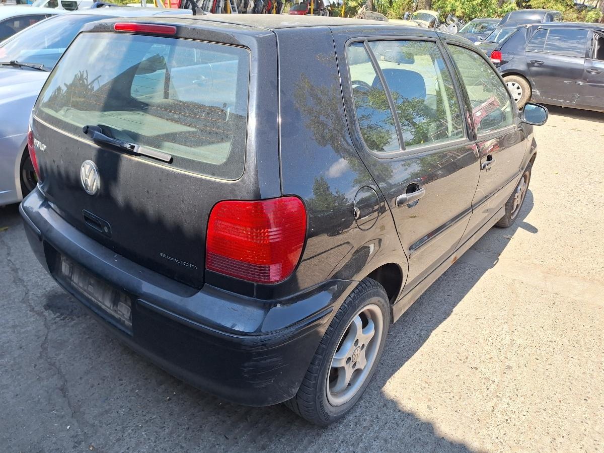 Dezmembrez VOLKSWAGEN POLO 6N2 2001 1.0 AUC 37KW|50HP