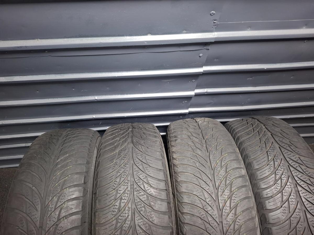 Jante de otel cu cauciucuri iarna 195/65 R15 VOLKSWAGEN CADDY IV Estate SAB, SAJ 2015 - 2020 2K0601027B