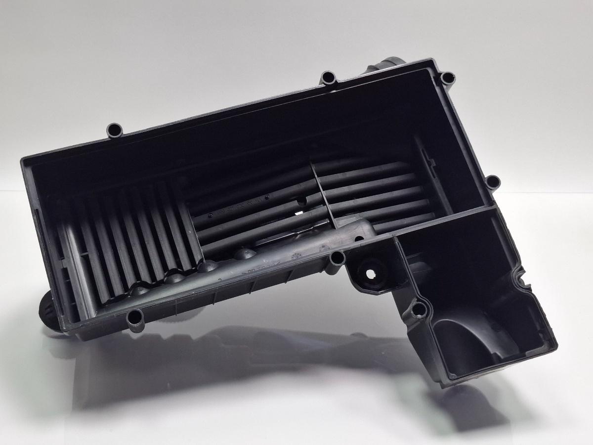 Capac inferior  carcasa filtru aer VOLKSWAGEN PASSAT 3C2 2005 - 2010 TDI 16V BKP, CBAB 3C0129607AQ ,  3C0129668