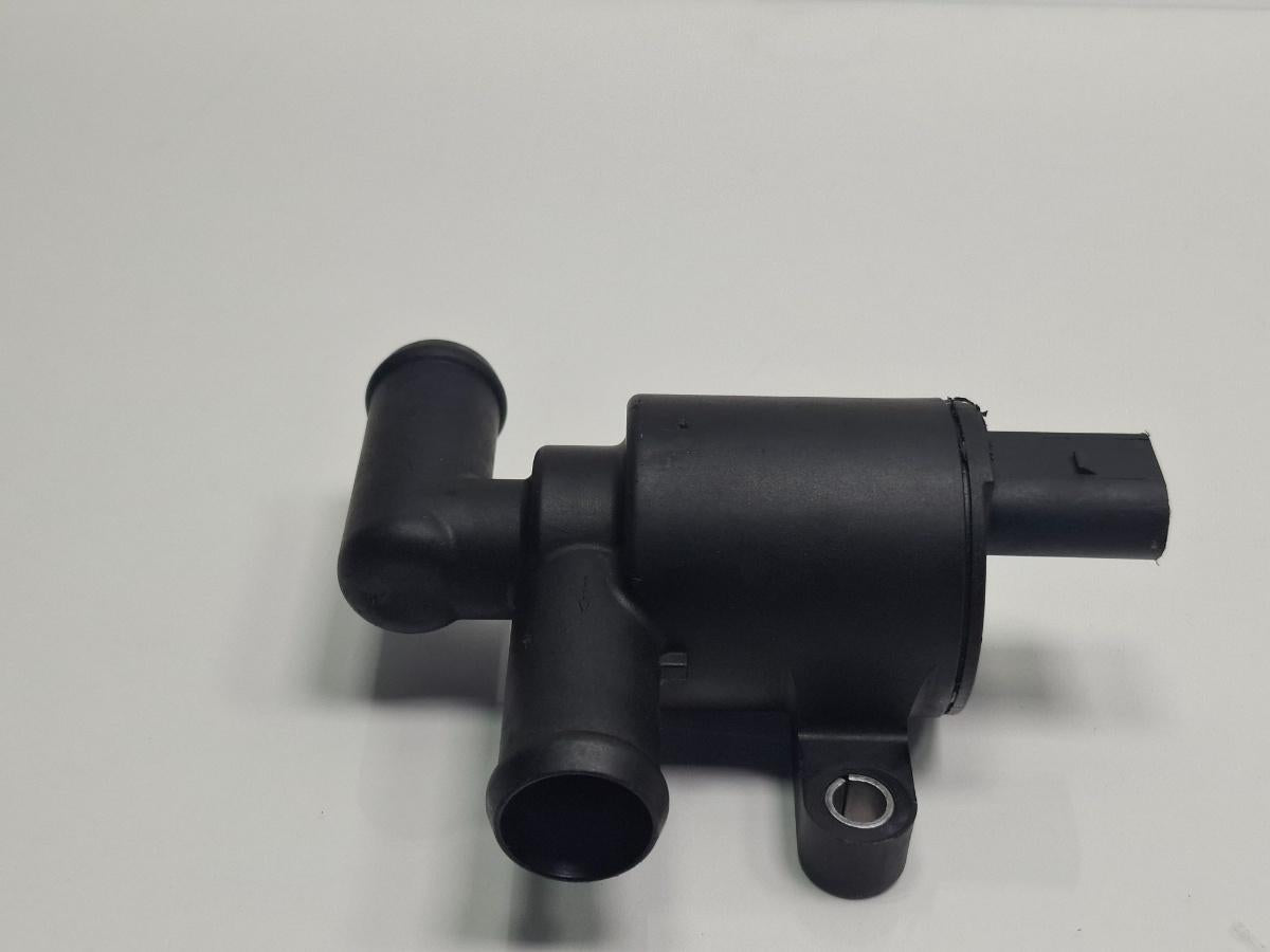 Pompa recirculare apa AUDI A4 IV 8K2, B8 2007 - 2015 TDI CAGB, CJCB, CSUB 4H0121671B
