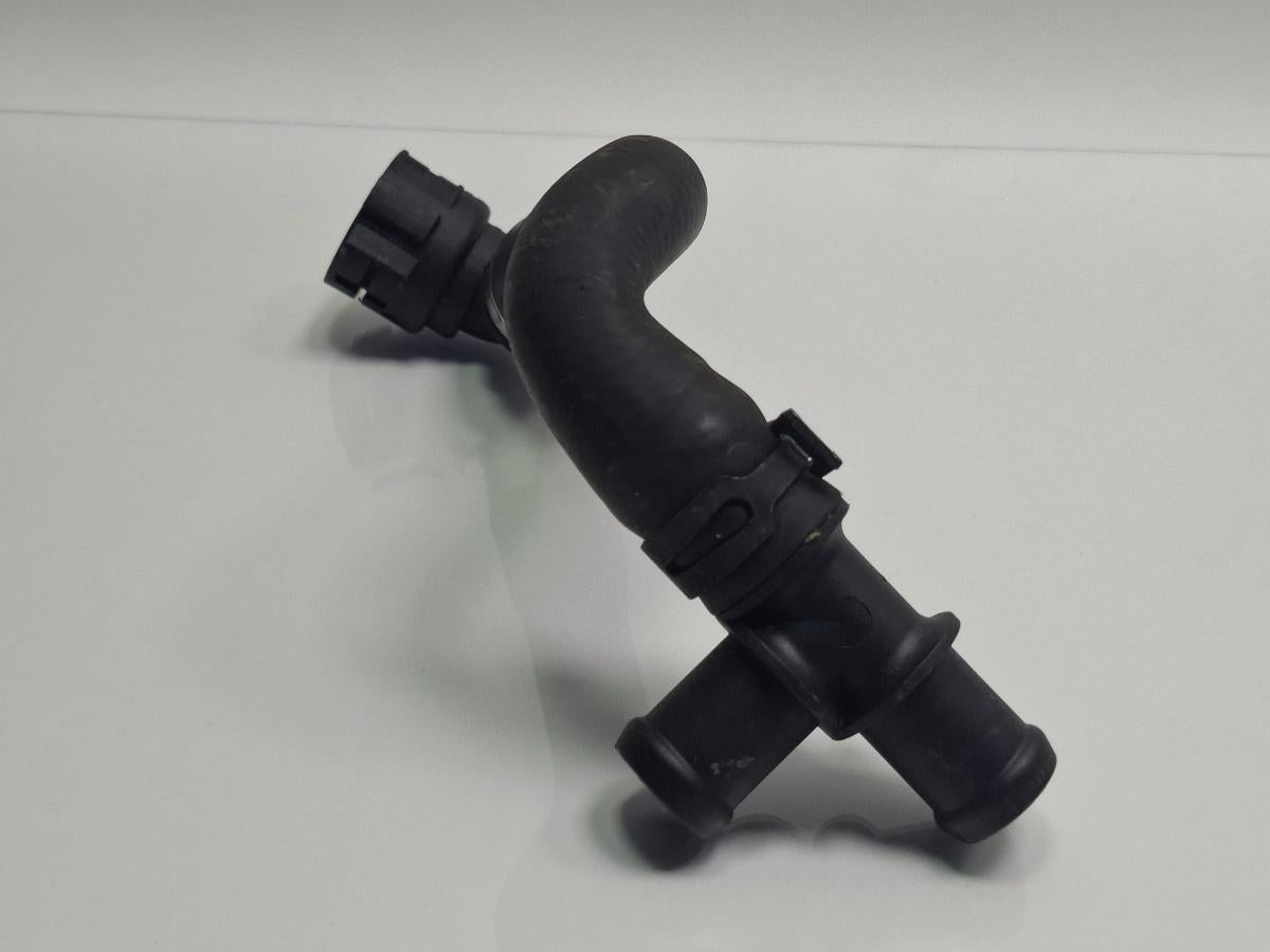Furtun apa AUDI A4 IV 8K2, B8 2007 - 2015 TDI CAGB, CJCB, CSUB 8E0122293C