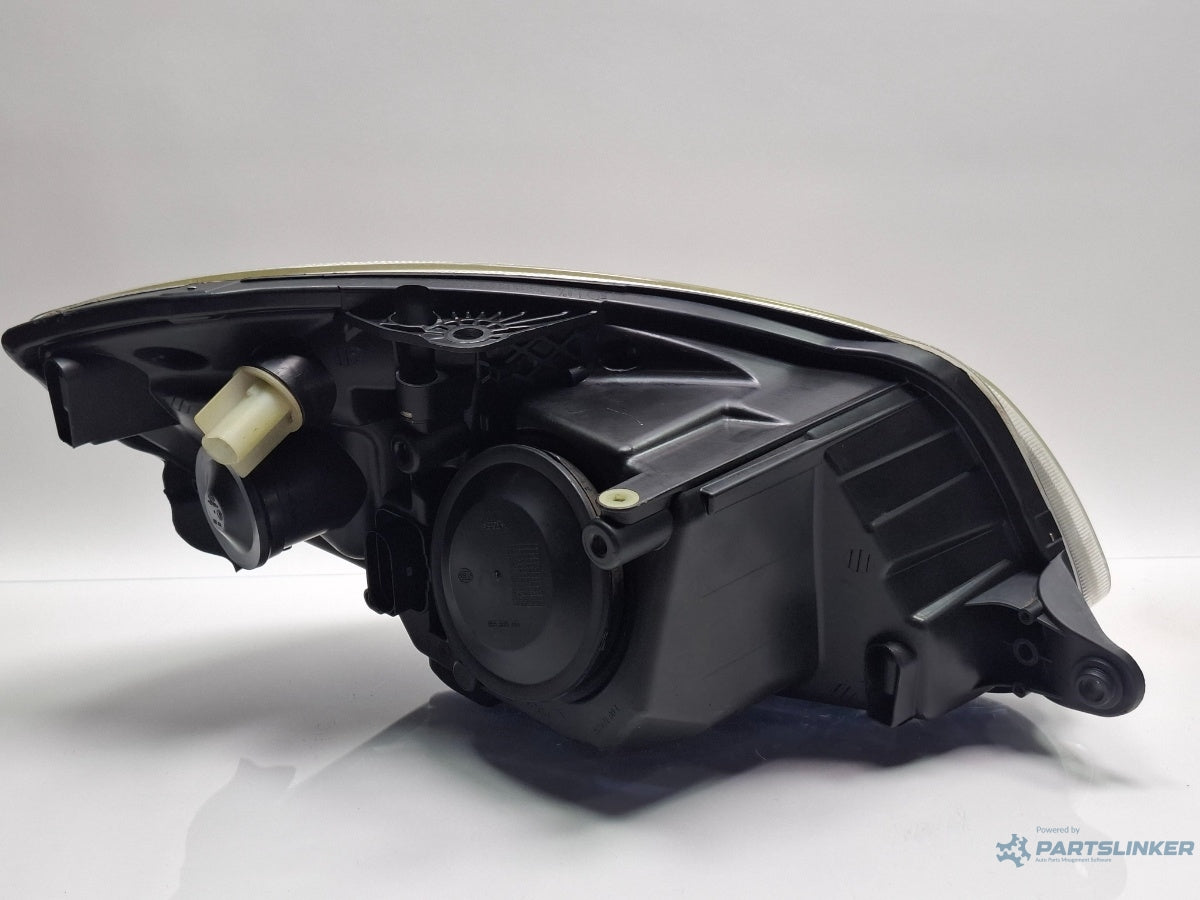 Far halogen stanga SKODA FABIA II 542 2006 - 2014 1.2 1.2 BBM, CHFA 5J1941017