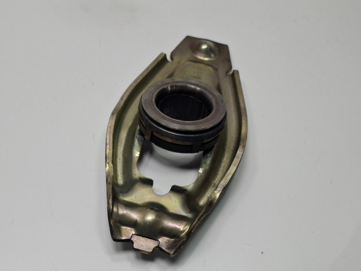 Furca decuplare ambreiaj AUDI A4 IV 8K2, B8 2007 - 2015 TDI CAGB, CJCB, CSUB 0B1141719K