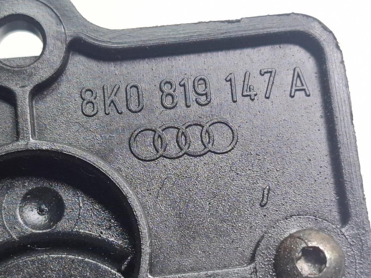 Pompa recirculare apa auxiliara AUDI A4 IV 8K2, B8 2007 - 2015 TDI CAGB, CJCB, CSUB 8K0819147A , 06H121601M