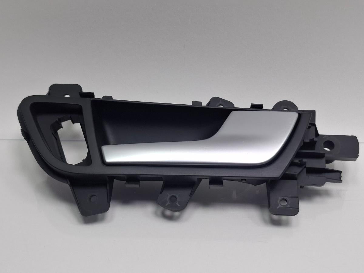 Maner interior usa dreapta fata AUDI A4 IV 8K2, B8 2007 - 2015 TDI CAGB, CJCB, CSUB 8K0837020